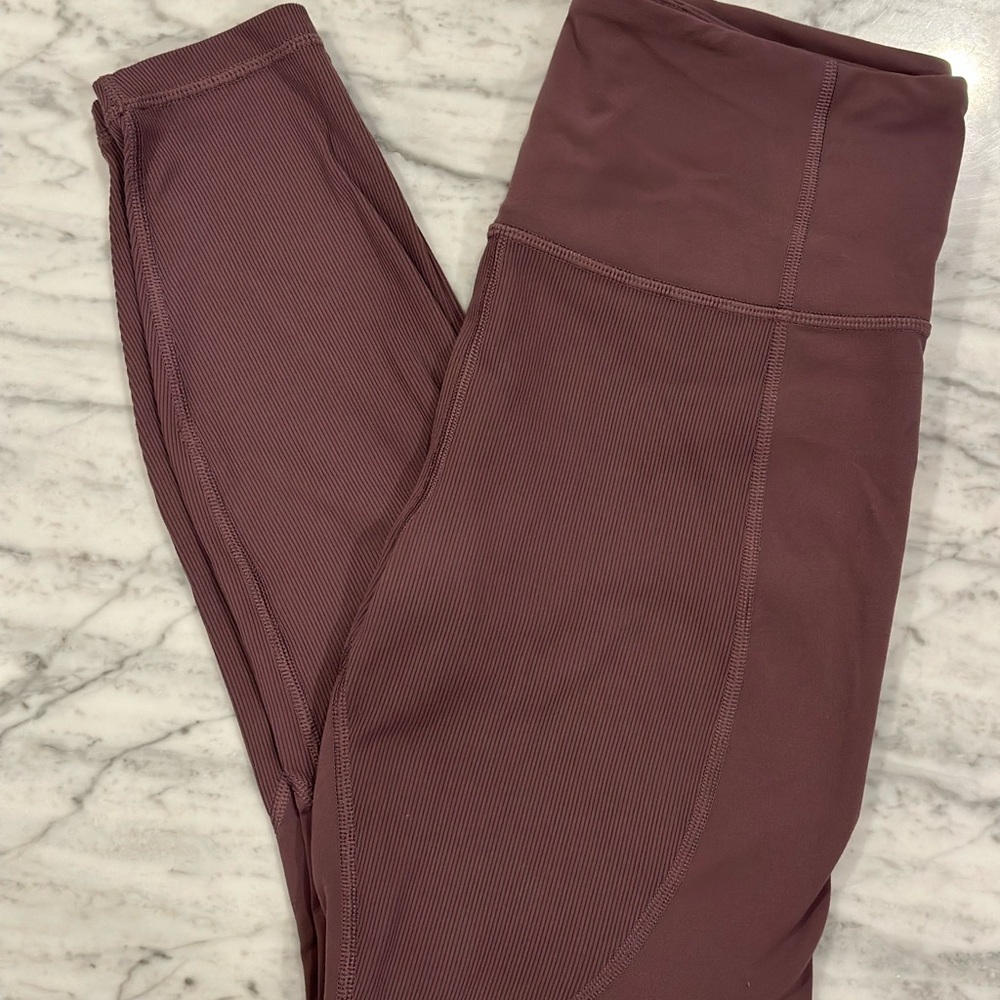Athleta Rise Up 7/8 Mauve Leggings
